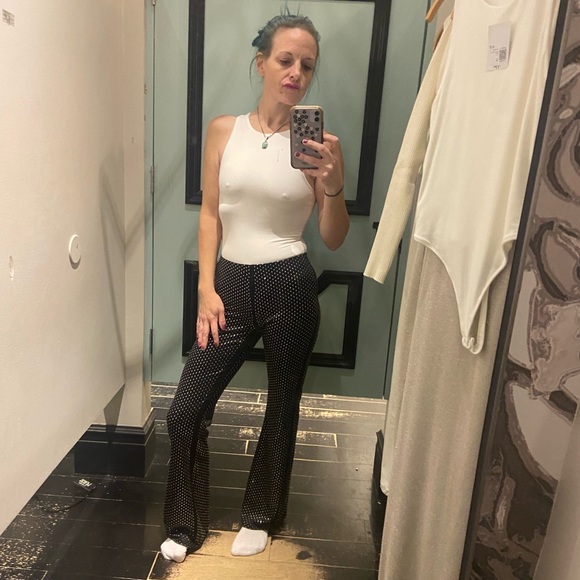 A WIDE VARIETY OF STYLES & SIZES FOR THE WHOLE FAMILY~BARGAINS EVERYWHERE! - Picture 11 of 15